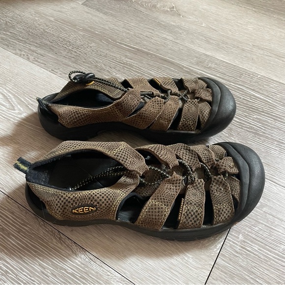 Keen Newport Hiking Water Fisherman Sandals Size 8 Women’s - Picture 3 of 6
